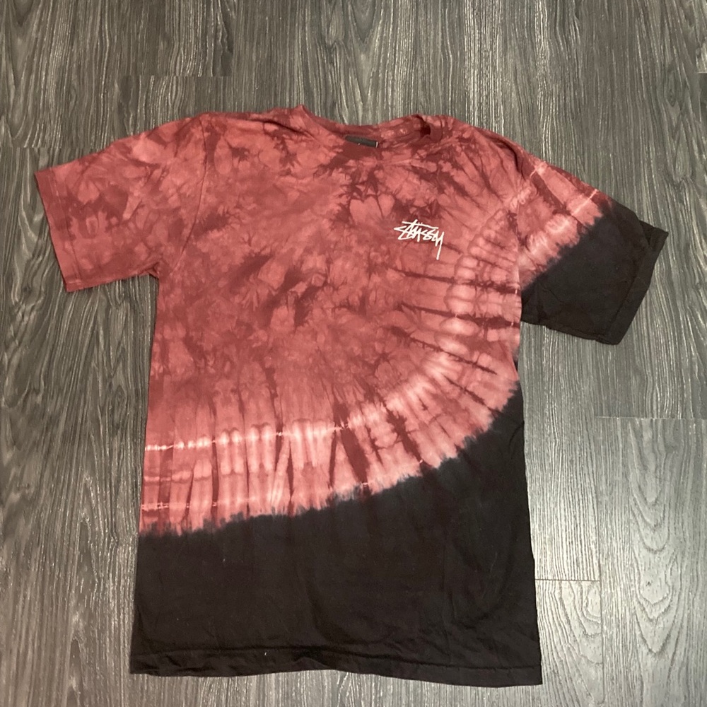 Stussy tye-dye burgundy t-shirt